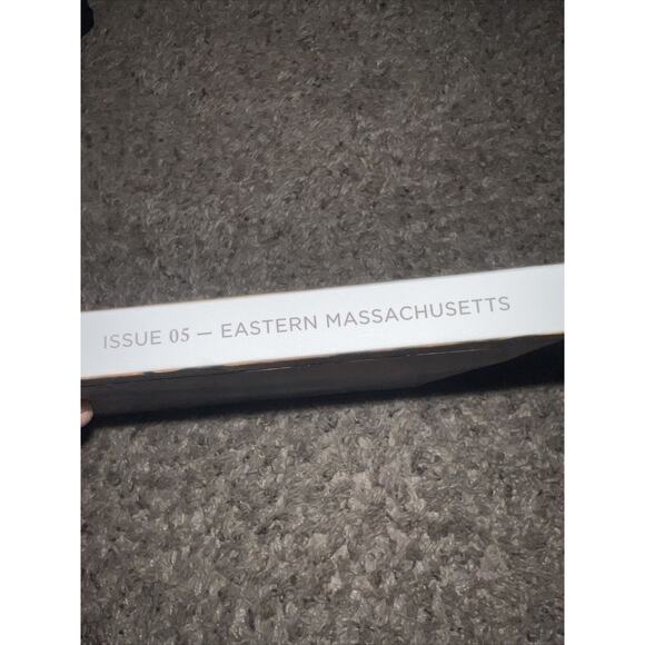 QUILTFOLK Magazine - Issue #5 05 - Eastern Massachusetts Quilting Book 2017 - Picture 3 of 3